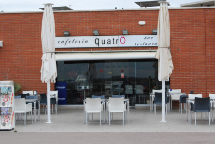 CAFE QUATRO